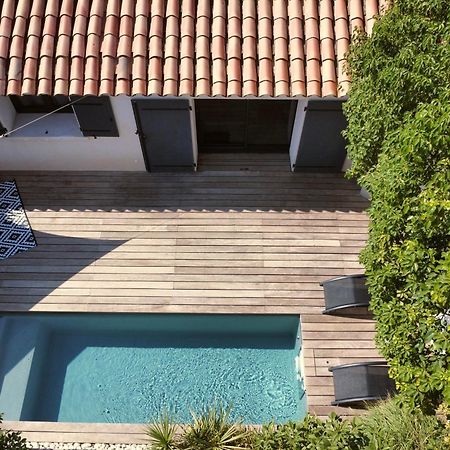 Maison Contemporaine Avec Piscine Privee Chauffee, Entre Plages Et Provence, Borne 11 Kw 伊斯特尔 外观 照片