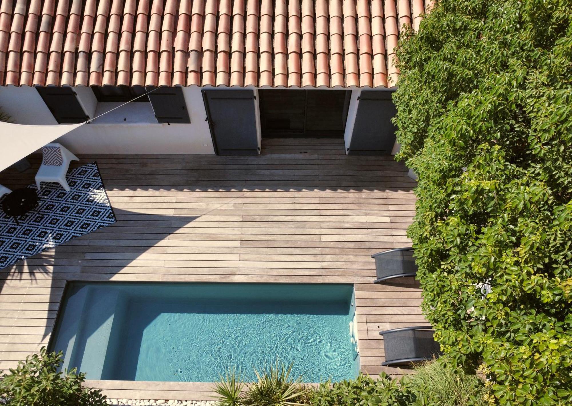 Maison Contemporaine Avec Piscine Privee Chauffee, Entre Plages Et Provence, Borne 11 Kw 伊斯特尔 外观 照片